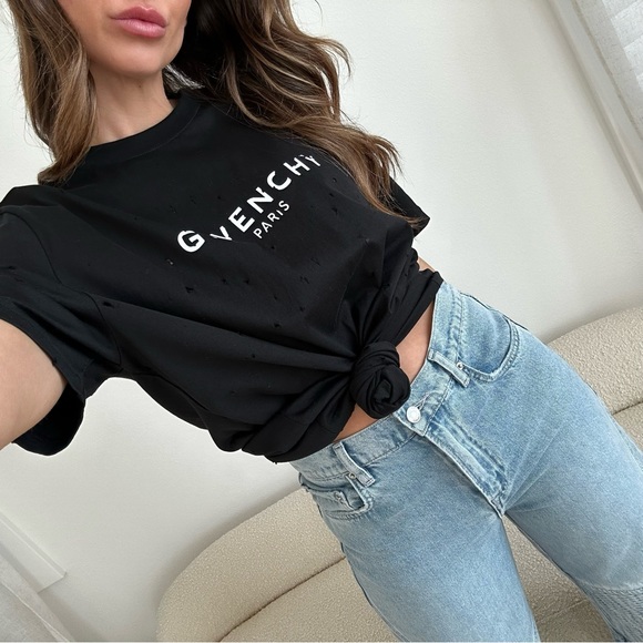 Givenchy Distressed Short Sleeve Tee Shirt Black - Picture 2 of 13